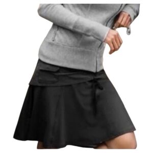 Athleta Wherever Skort Size 6 in Black Tennis Hiking Travel